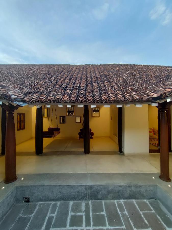 Mangala Heritage By Luxunlock Private Villas Tirukkannapuram Exterior foto